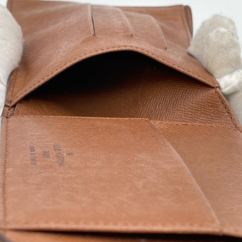 Louis Vuitton Monogram Vintage Bifold Wallet - Picture 5 of 13